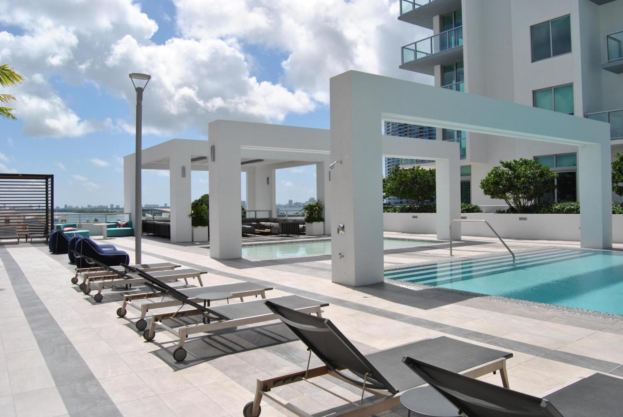 Apartamento 3900-717as Design District, 2 Bedrooms & 2 Bathrooms & Bay *