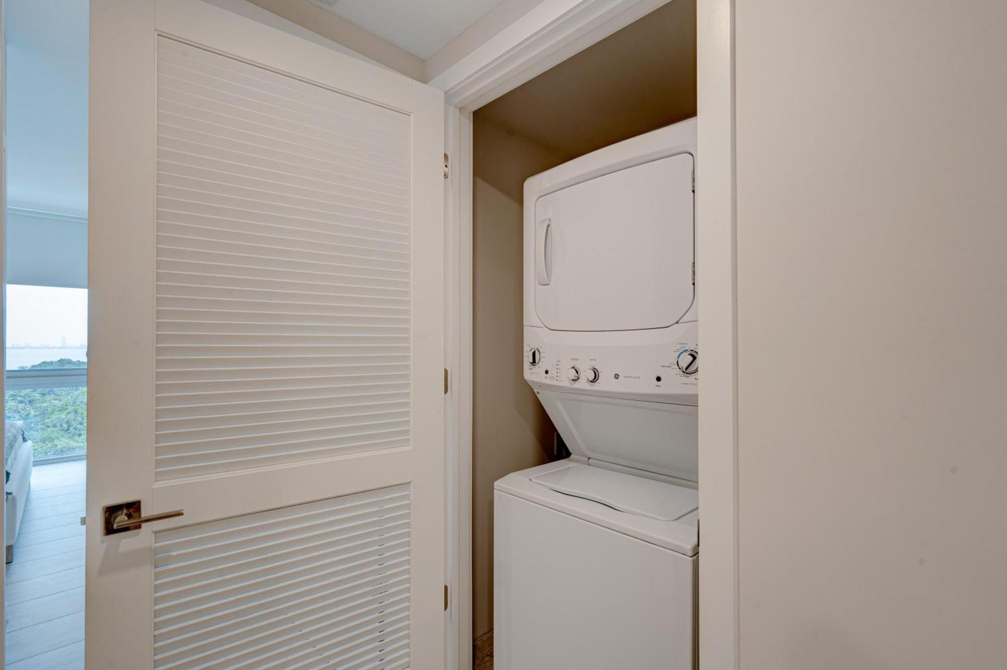 3900-717as Design District, 2 Bedrooms & 2 Bathrooms & Bay * Miami