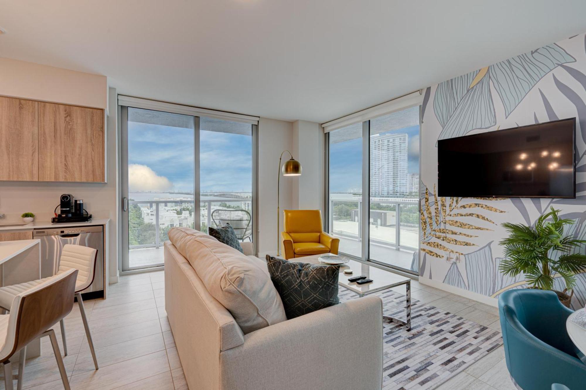 3900-717as Design District, 2 Bedrooms & 2 Bathrooms & Bay Apartamento *